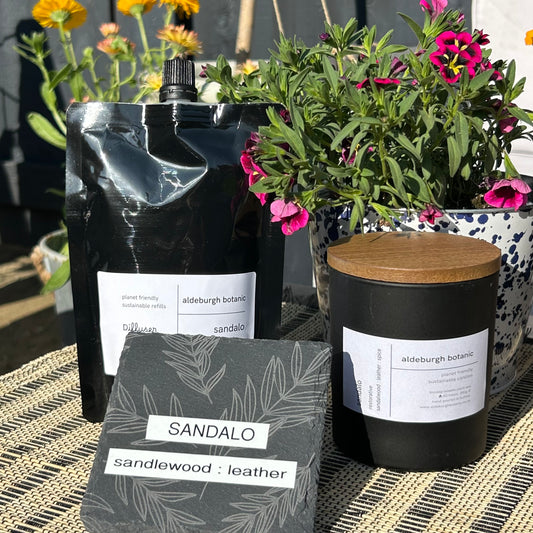 Container Candle - NEW Sandalo